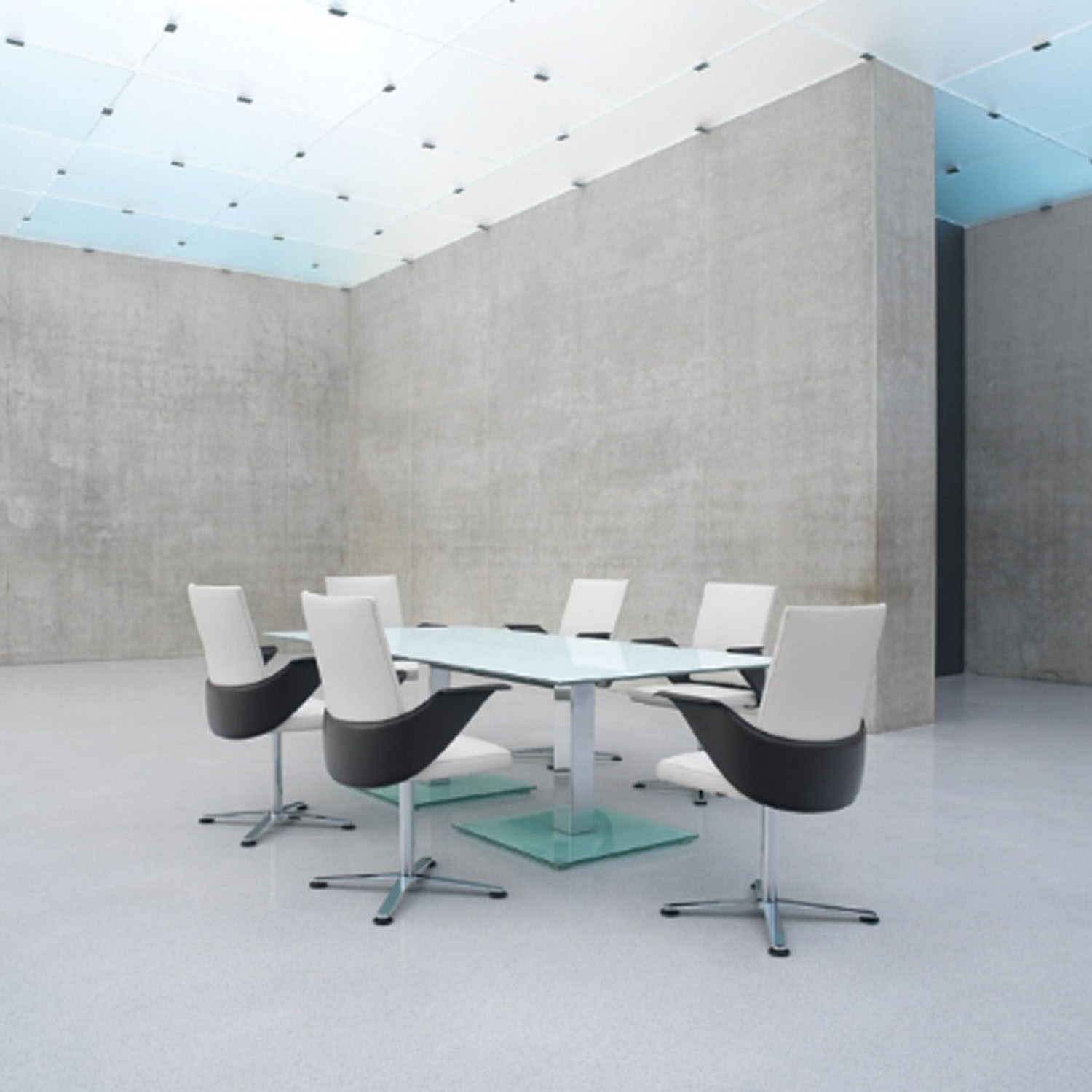 Lusso Luxe Chairs by Martin Ballendat