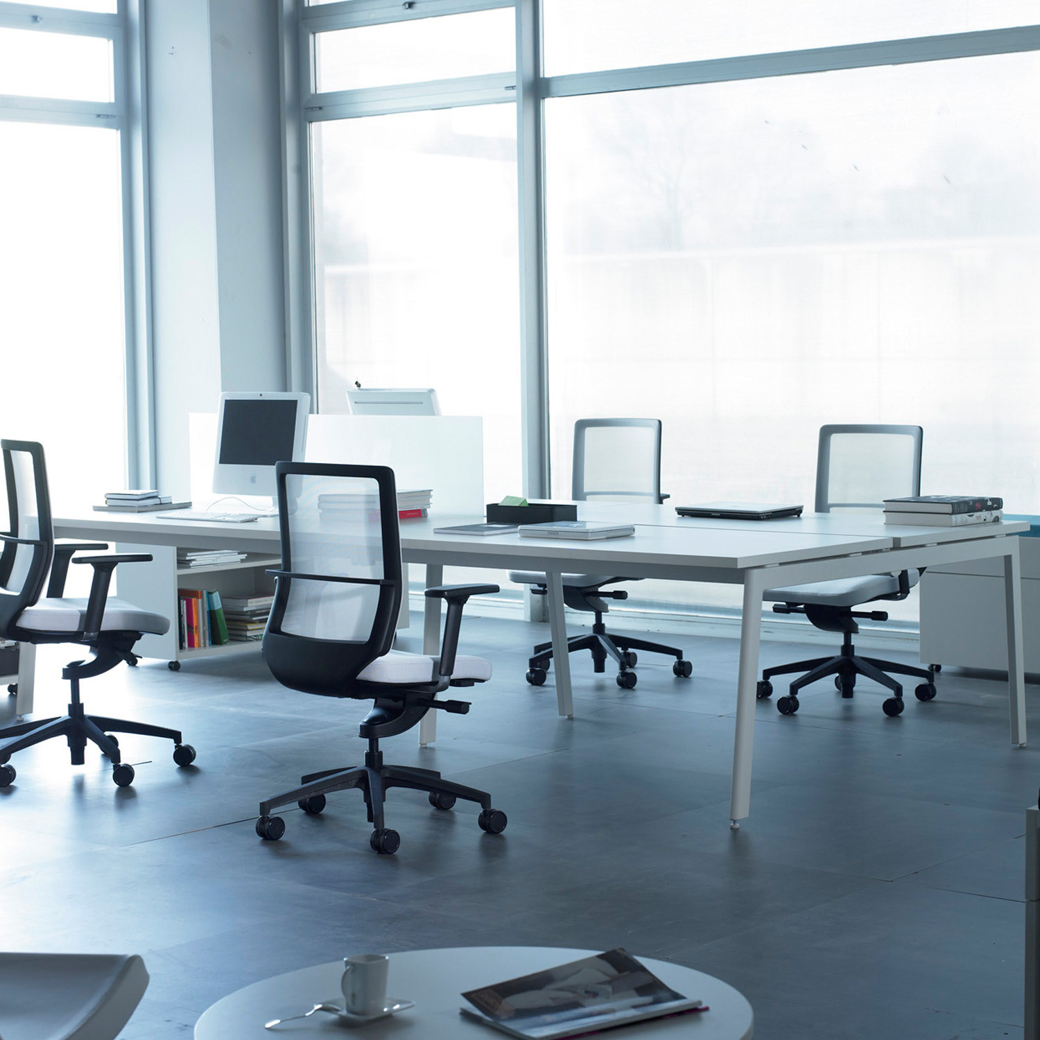 M10 Desks