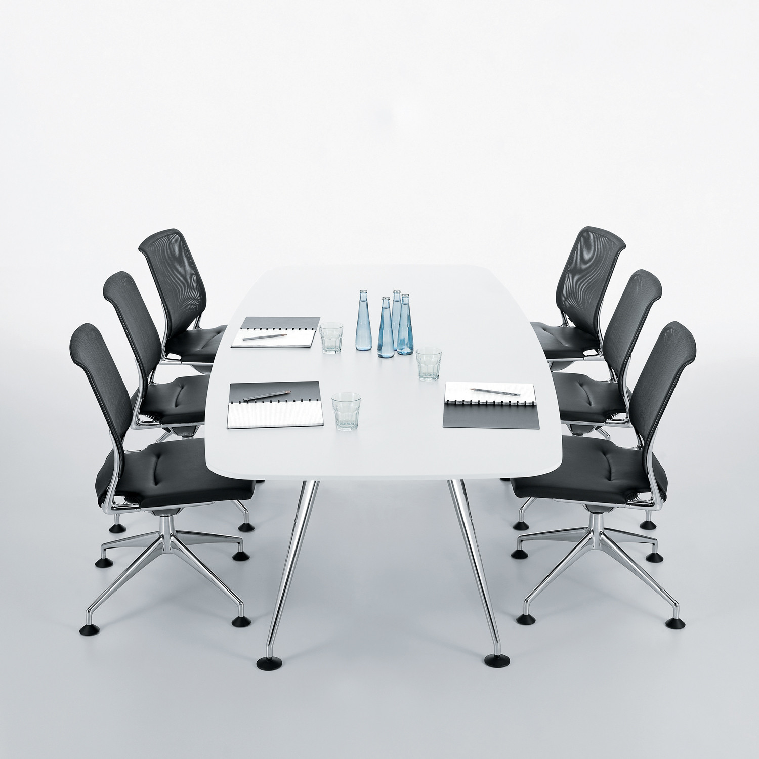 MedaMorph Meeting Table