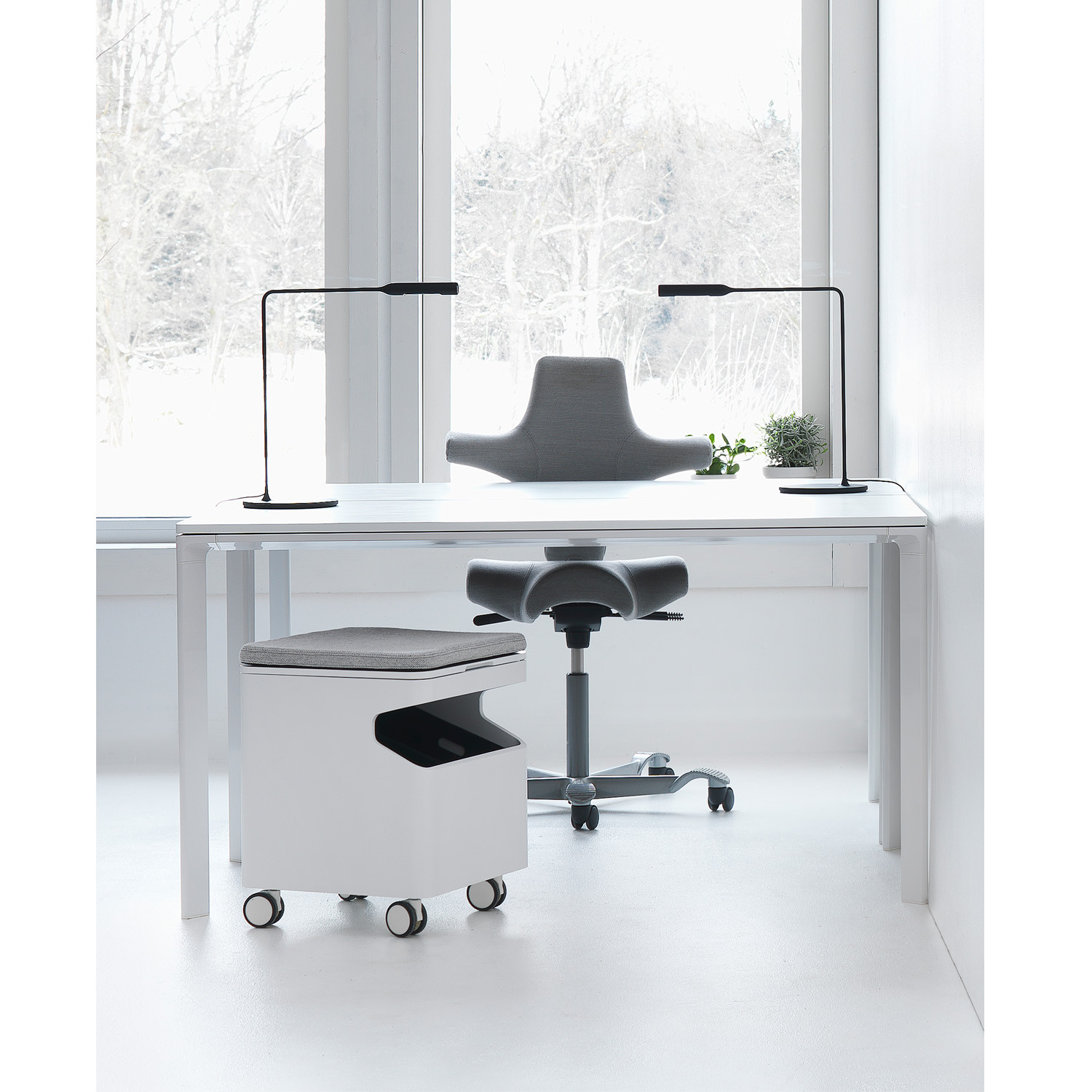 Meet Office Pedestals
