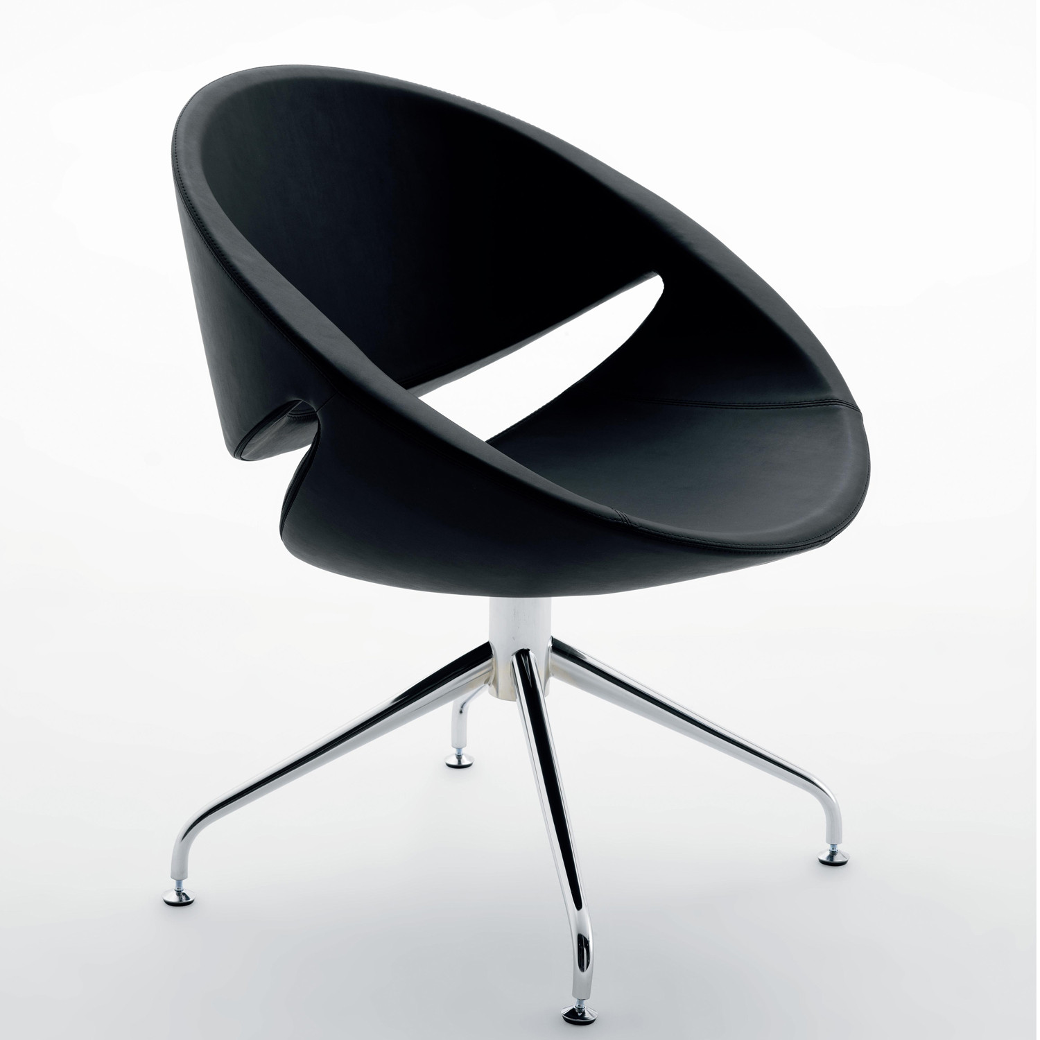 Mya Chair with 4-Star base with glides