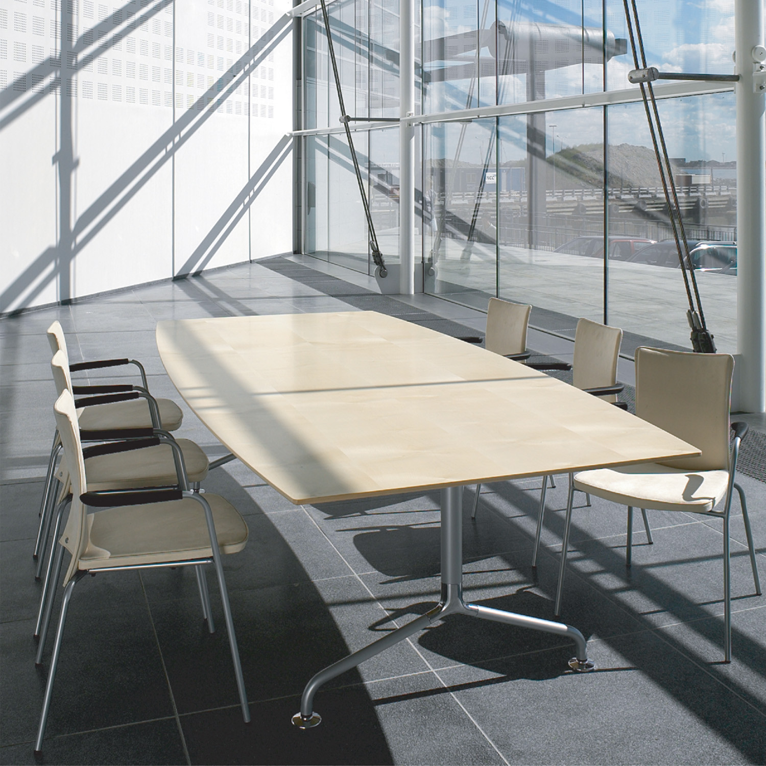 Ono Meeting X Tables from Randers+Radius