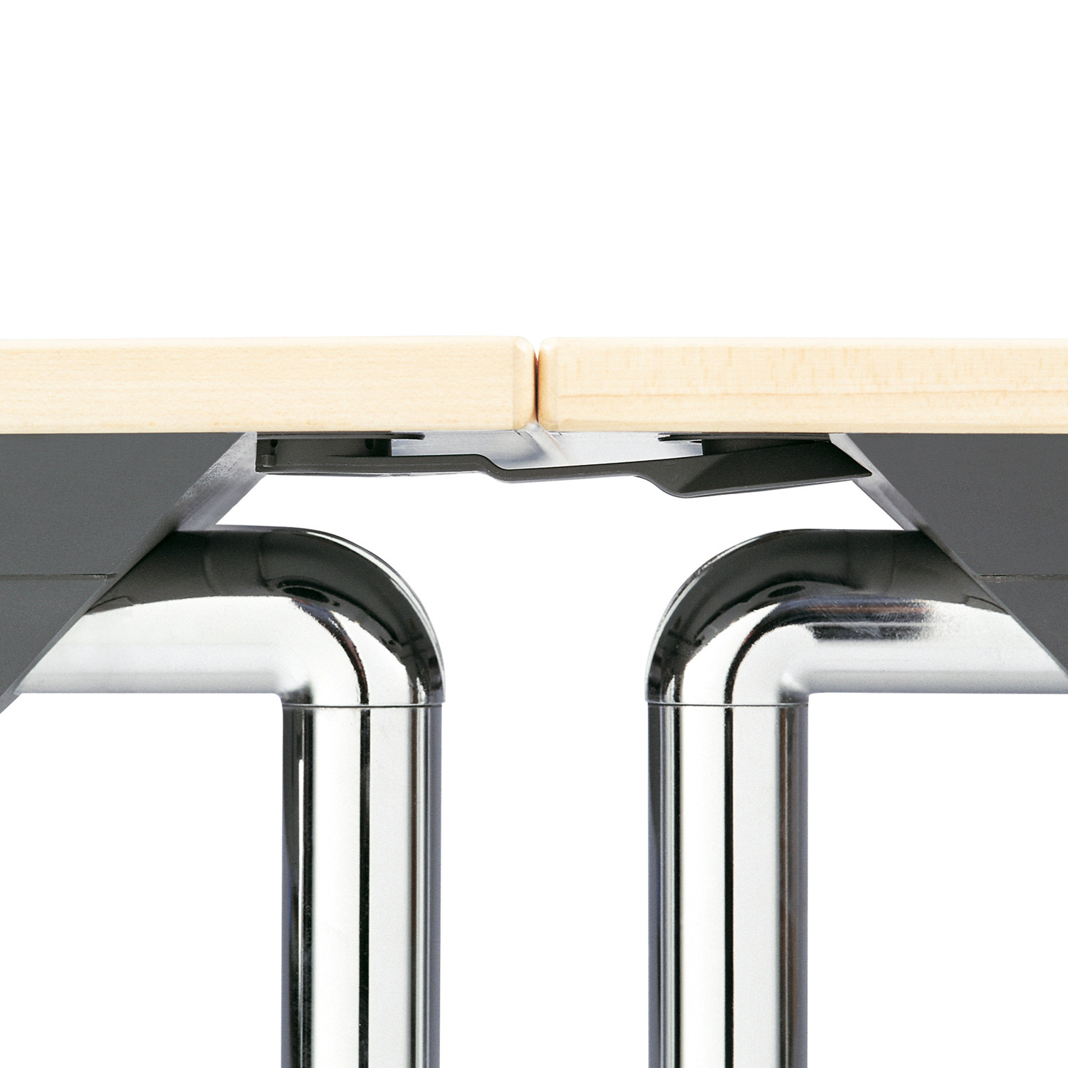 Howe Plico Tables linked