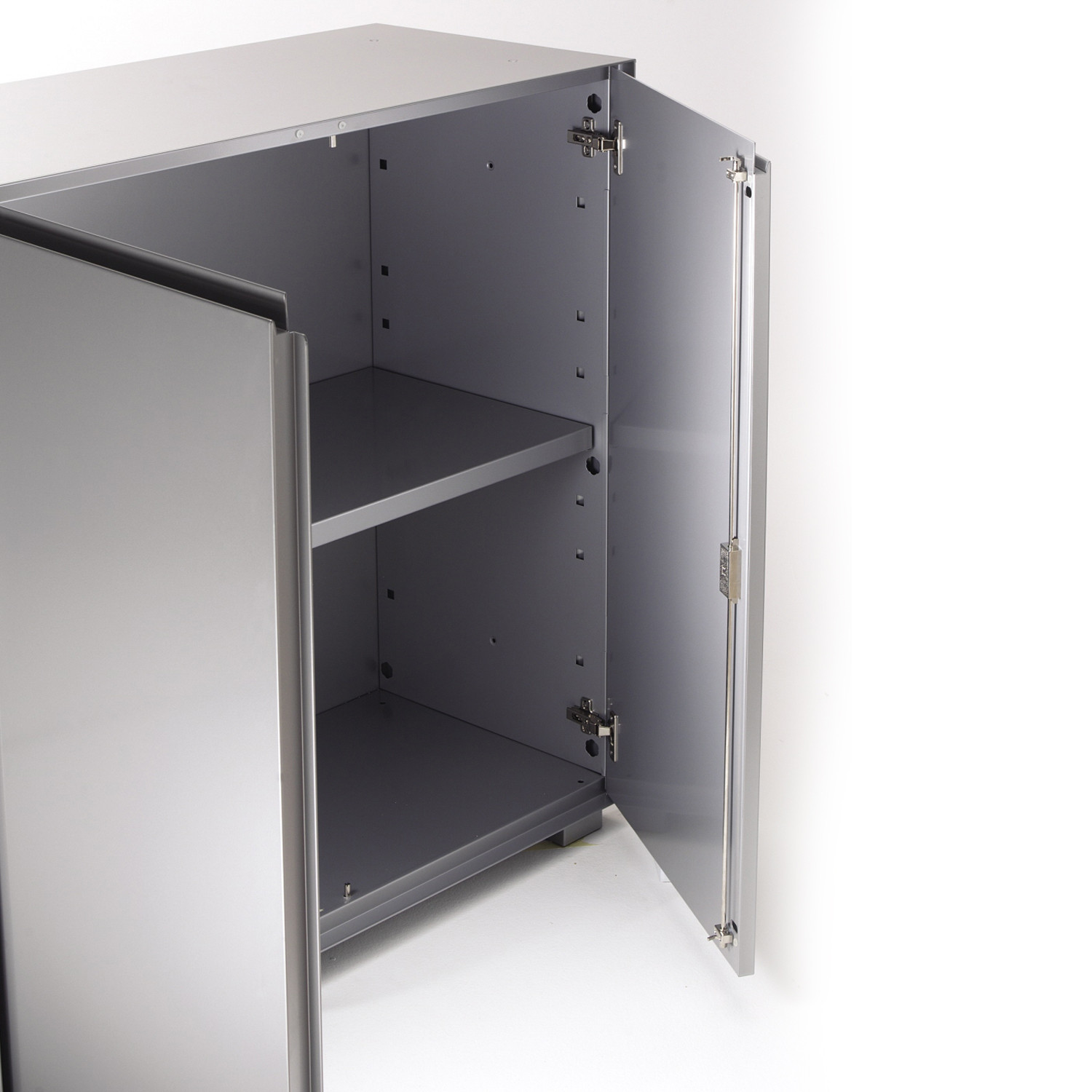 Primo 1000 Cupboard interior