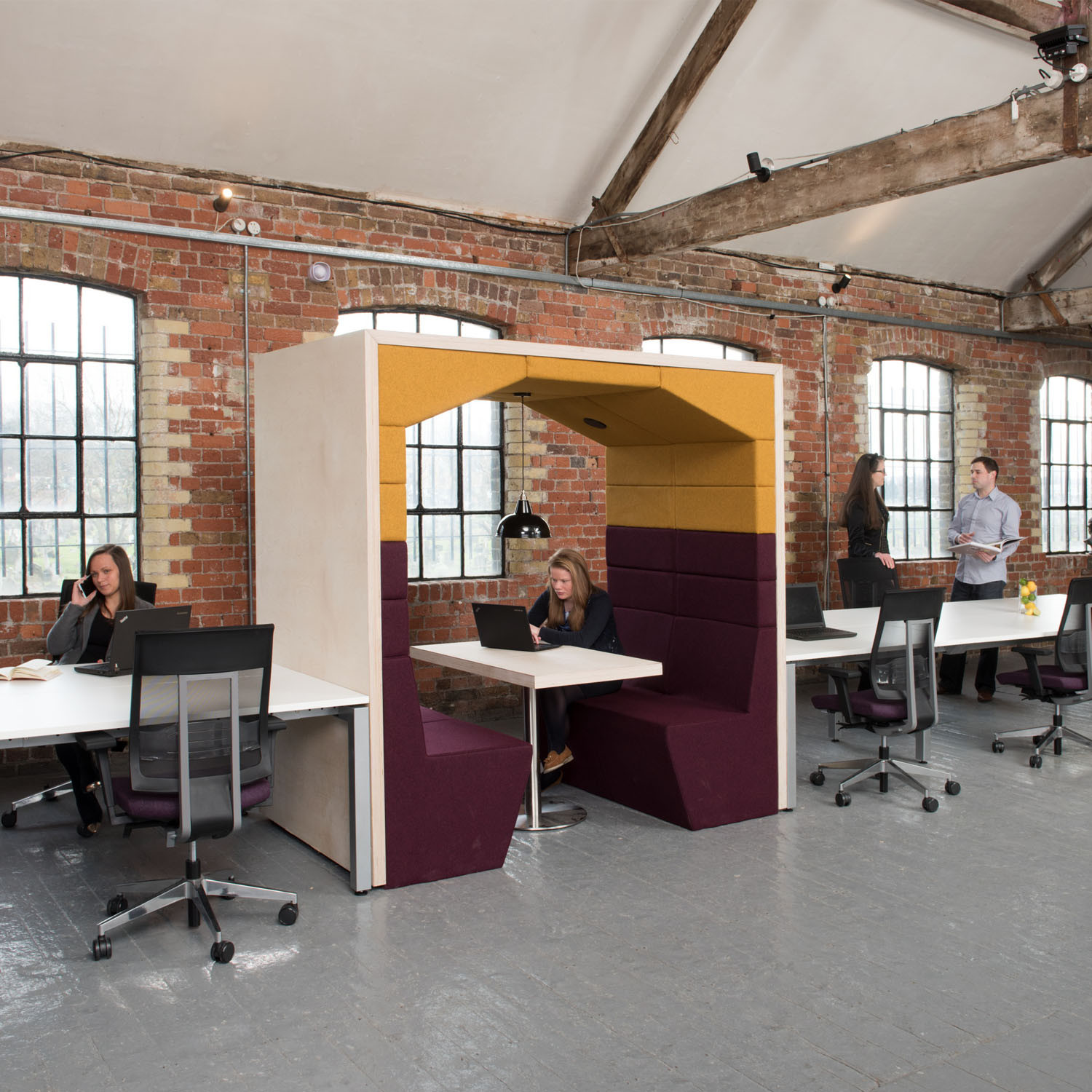 Railway Carriage Office Pod