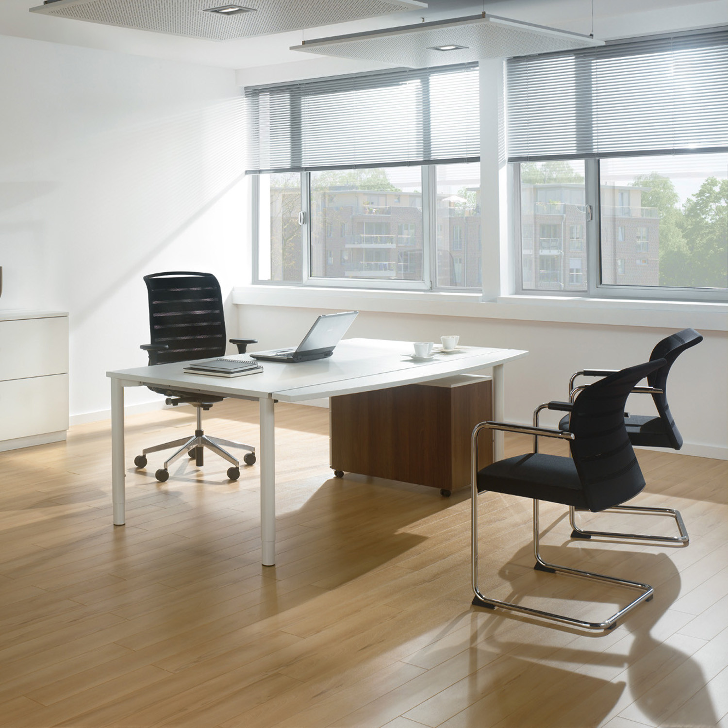 Rondana Single Office Desks 