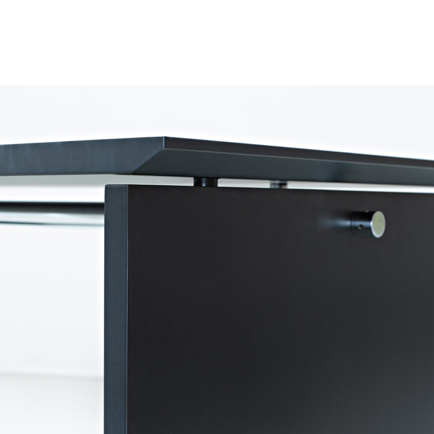 Sharp Modern Bar Table Detail