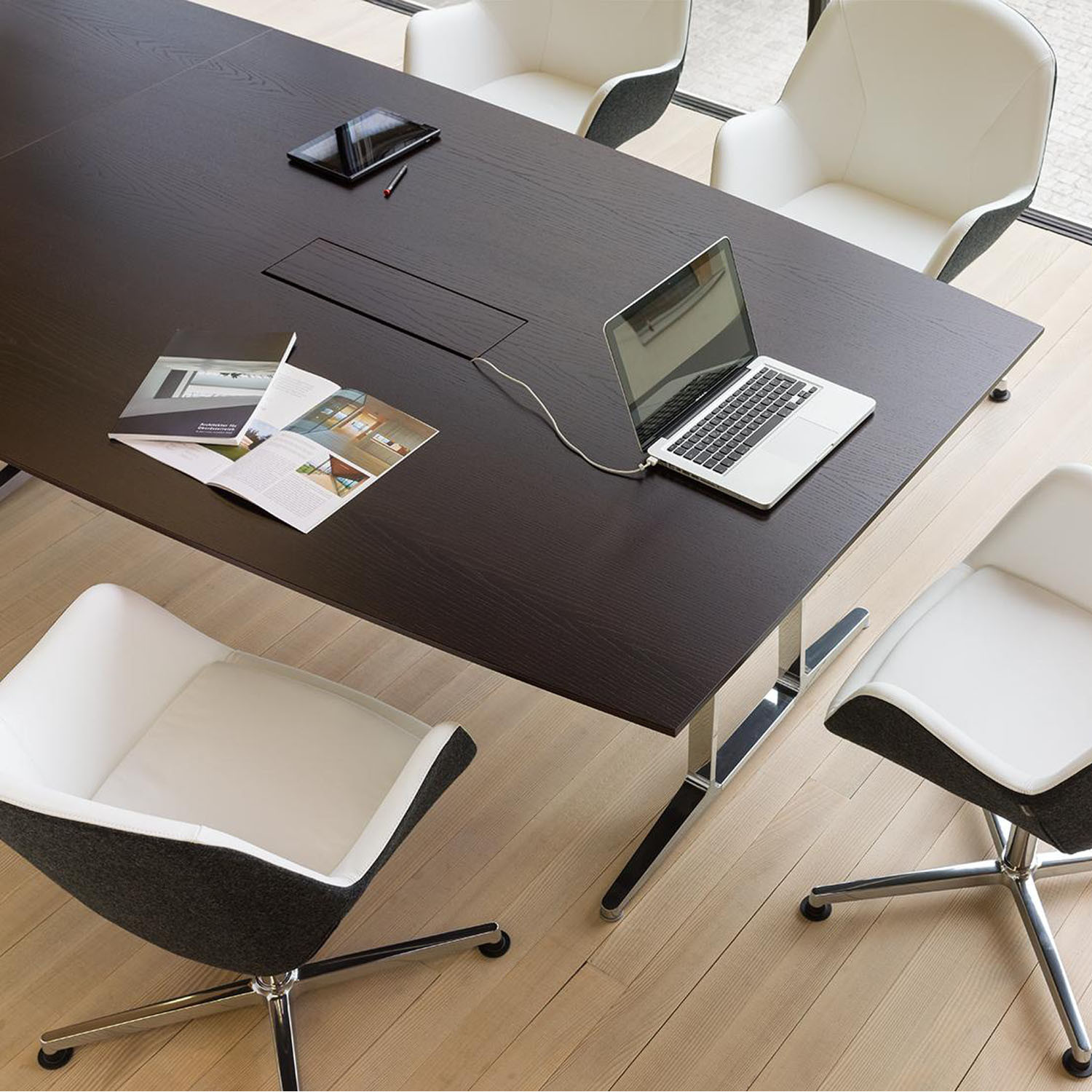 Skill Meeting Table