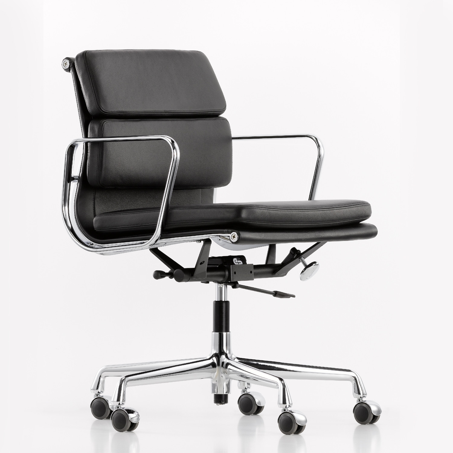 Eames EA217 Soft Pad Office Chair by Vitra