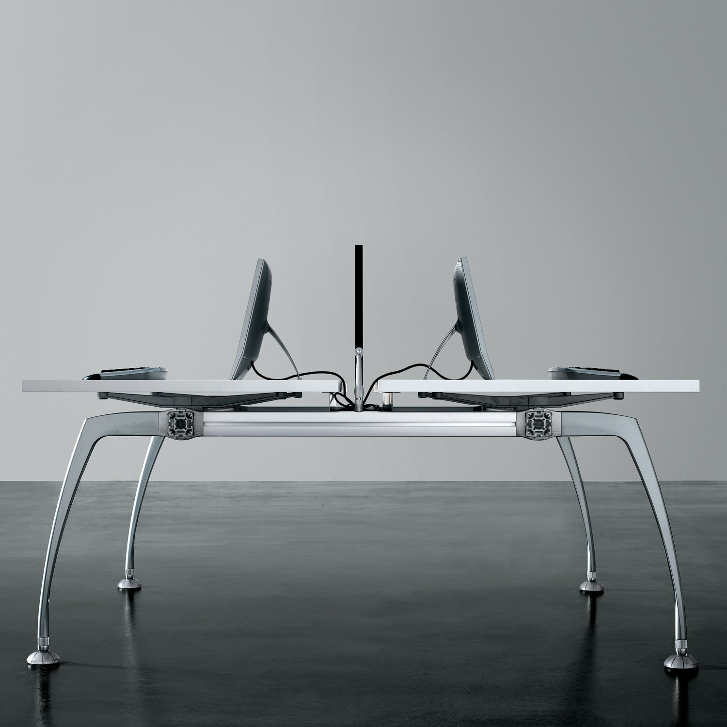Tiper Bench Desk can be fitted with desk screens upon request