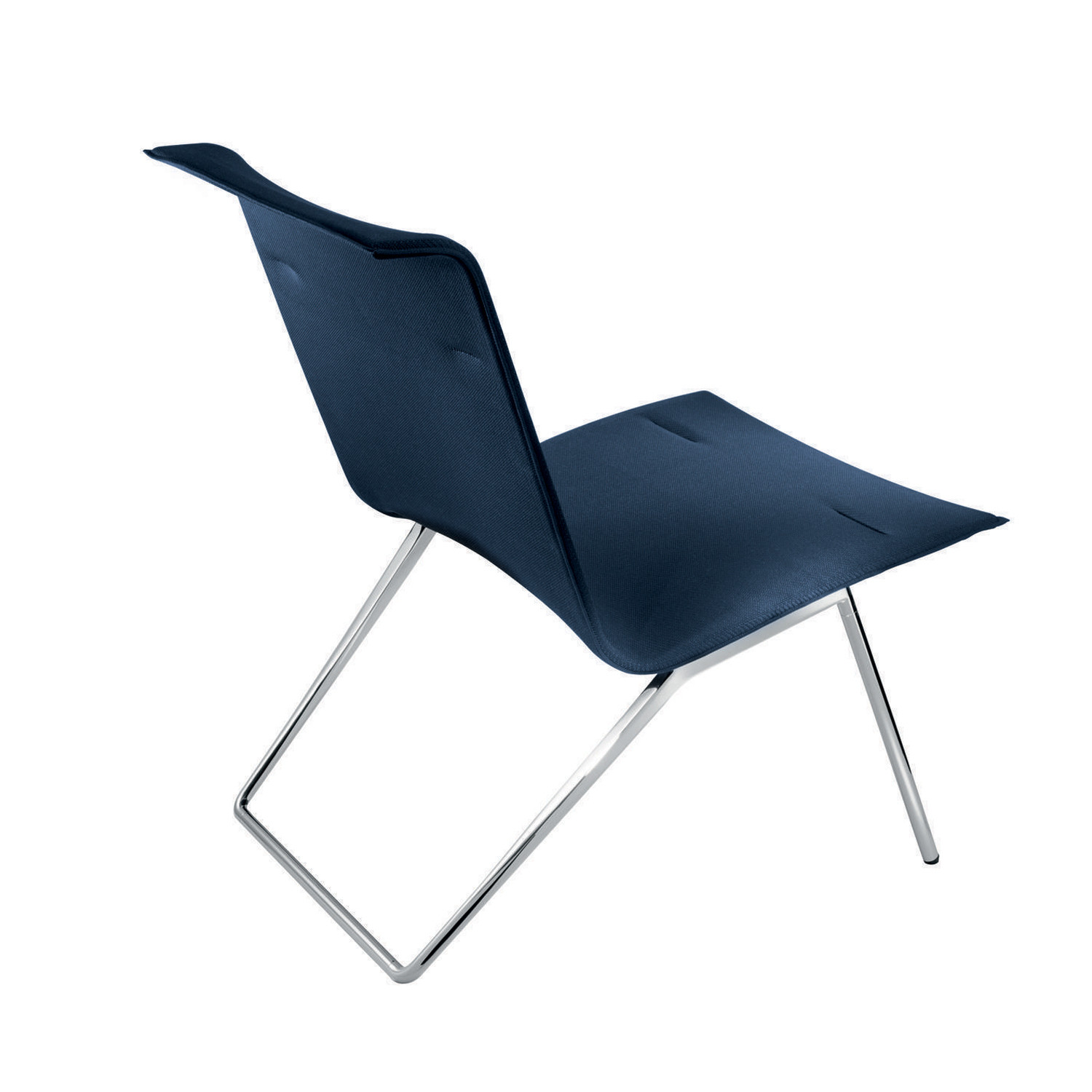 Velas Lounge Chair feature a tubular steel frame