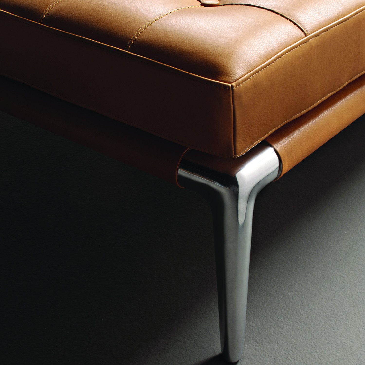 243 Volage Armchair Leg Corner