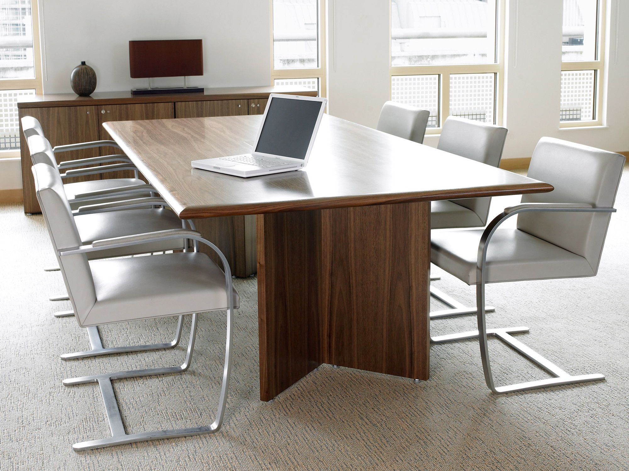 Congress Meeting Table With Rectangular Leg