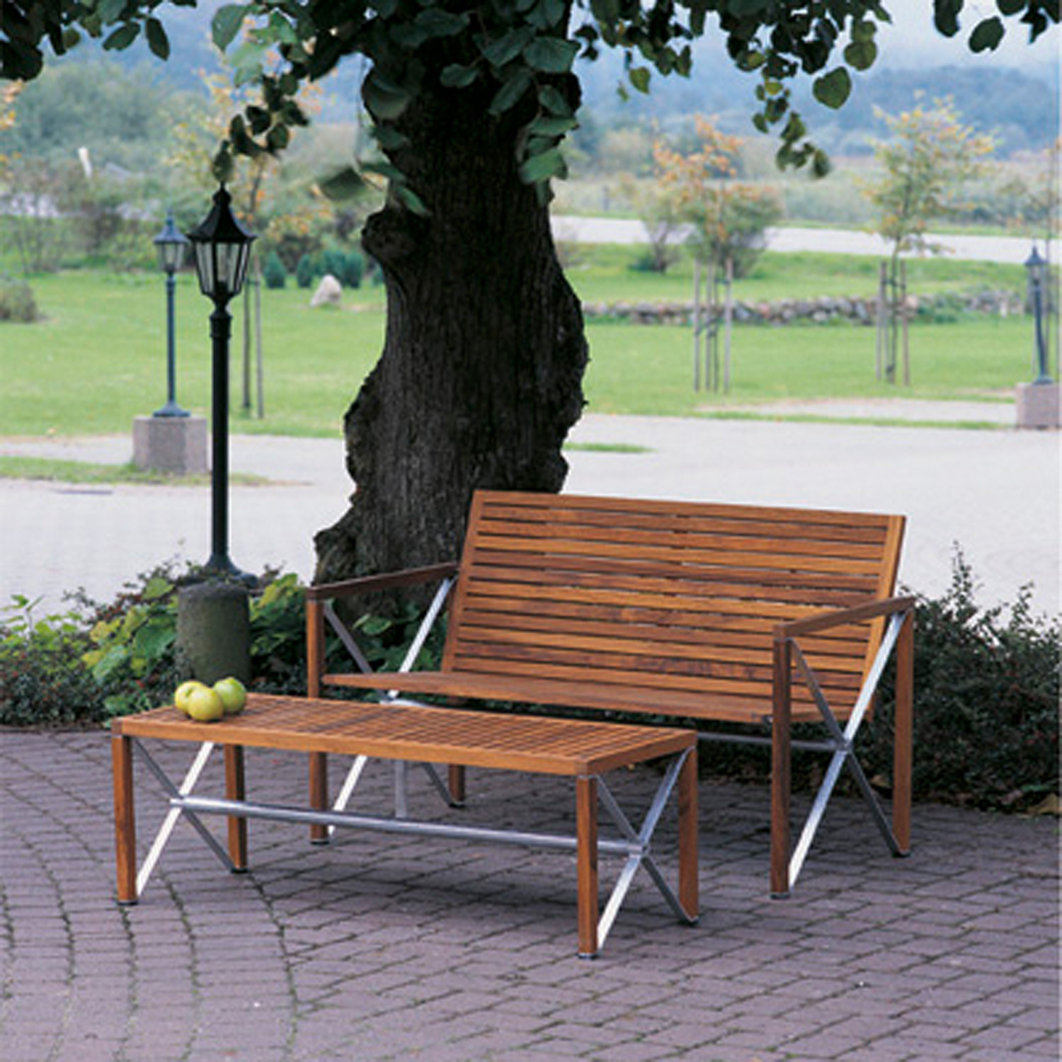 Xylofon Table by Magnus Olesen