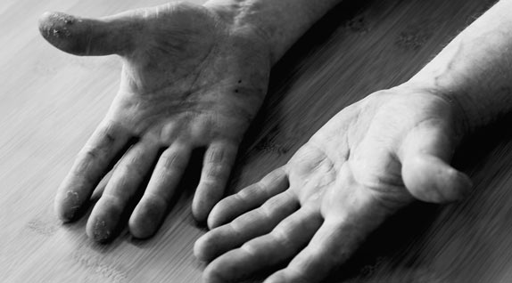 Bulo Carpenter's Hands